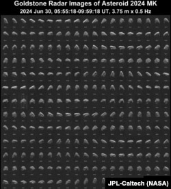 Радар Голдстоун устроил астероидам настоящую фотосессию: на этих кадрах с разных ракурсов виден 2024 MK, приблизившийся к Земле на расстояние в 295 тысяч километров.